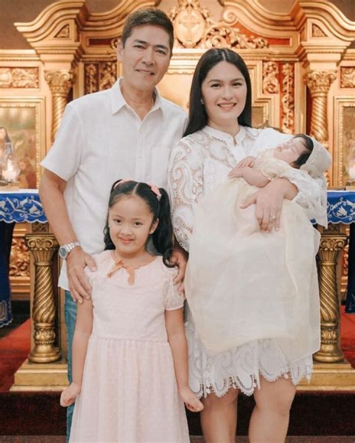 
Adrian Luna Family: Wife Mariana Luna And Daughter Julieta, Net Worth 