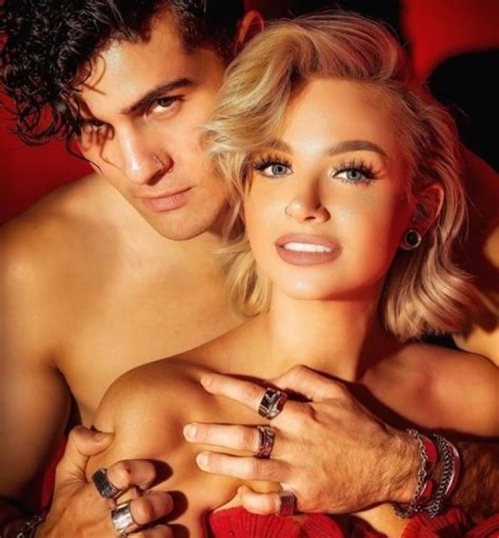 Anthony Padilla is not Married to Wife. Dating Girlfriend: Mykie