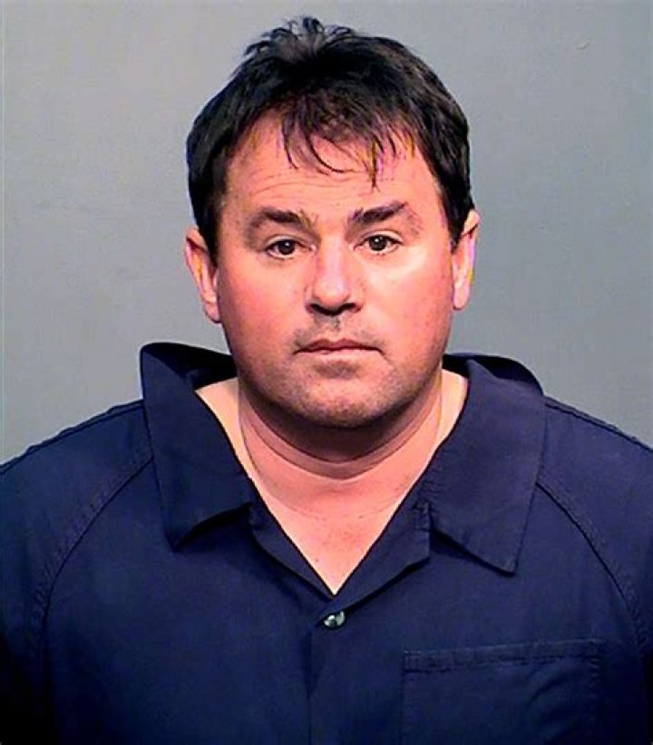 
Arizona Polygamist Leader Had More Than 20 Wives, Including His Own Child, FBI Says 