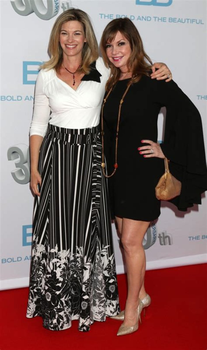 Bobbie Eakes Height, Weight, Net Worth, Age, Birthday, Wikipedia, Who, Instagram, Biography