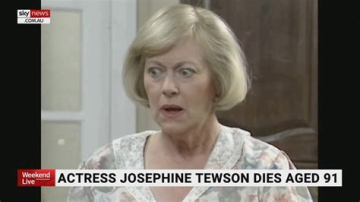 British TV Actress Josephine Tewson Passed Away At 91, Death Cause And Family Details