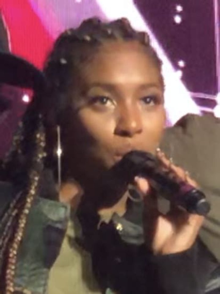 
Chlodavie Height, Weight, Net Worth, Age, Birthday, Wikipedia, Who, Nationality, Biography 