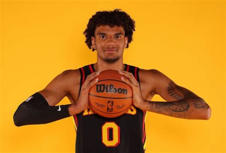 
Dominick Barlow Height, Weight, Net Worth, Age, Birthday, Wikipedia, Who, Nationality, Biography 