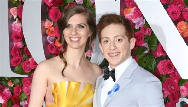 
Emma Slater Height, Weight, Net Worth, Age, Birthday, Wikipedia, Who, Nationality, Biography 