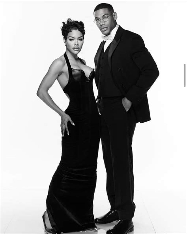 
Kate Henshaw Replies A Fan Who Asked If He Could Shoot His Shot At Her On Social Media. 