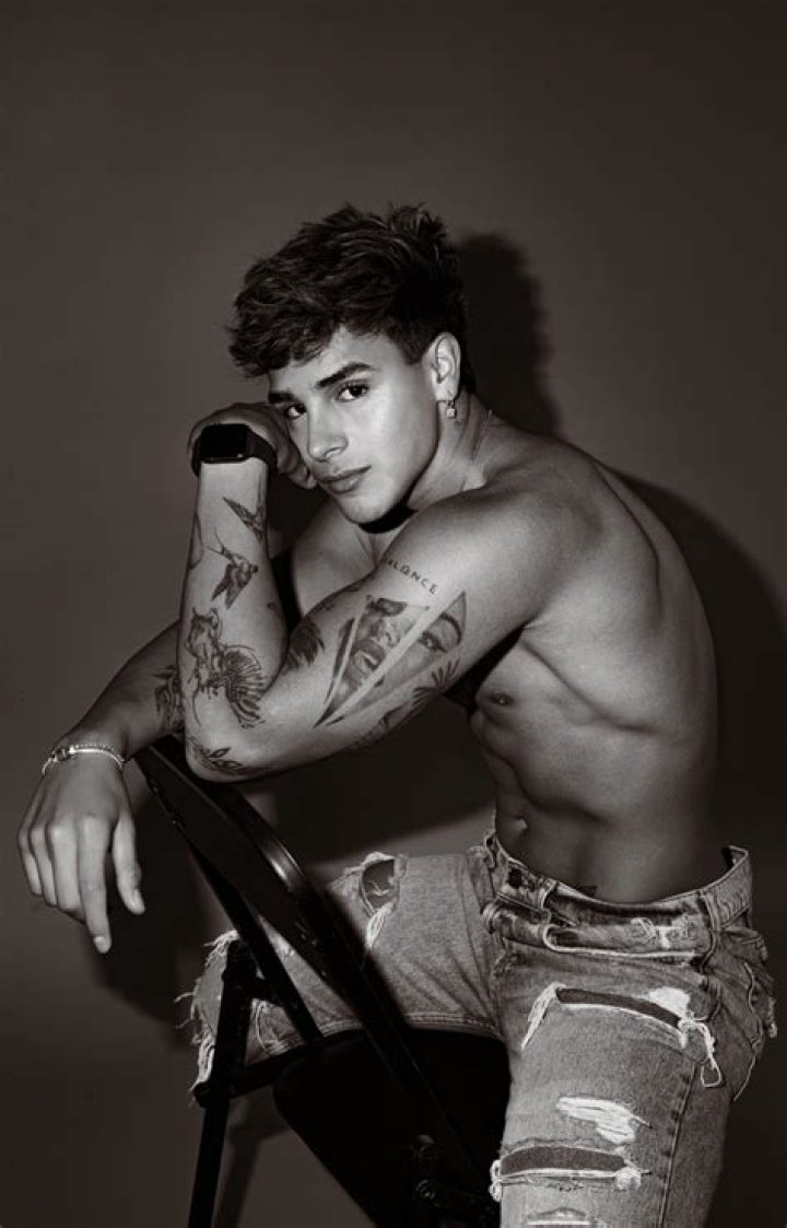 Matias Sebastián Ochoa Height, Weight, Net Worth, Age, Birthday, Wikipedia, Who, Nationality, Biography