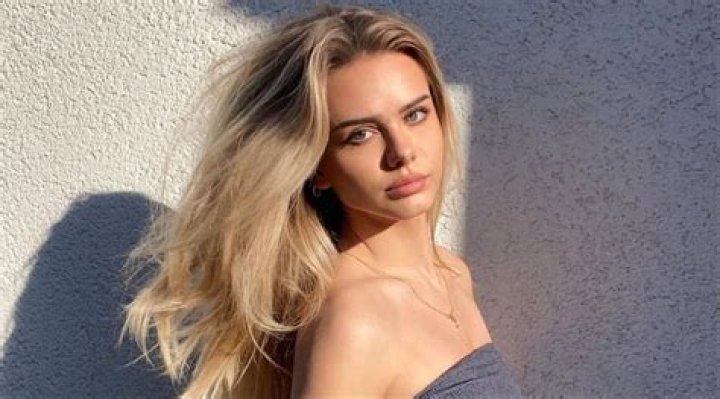 Nicola Cavanis Height, Weight, Net Worth, Age, Birthday, Wikipedia, Who, Nationality, Biography