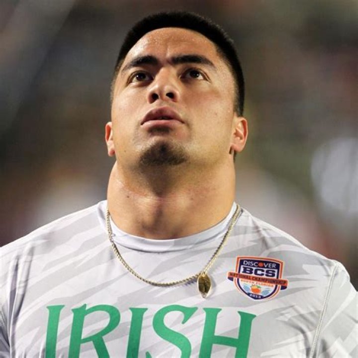 Ronaiah Tuiasosopo Height, Weight, Net Worth, Age, Birthday, Wikipedia, Who, Instagram, Biography