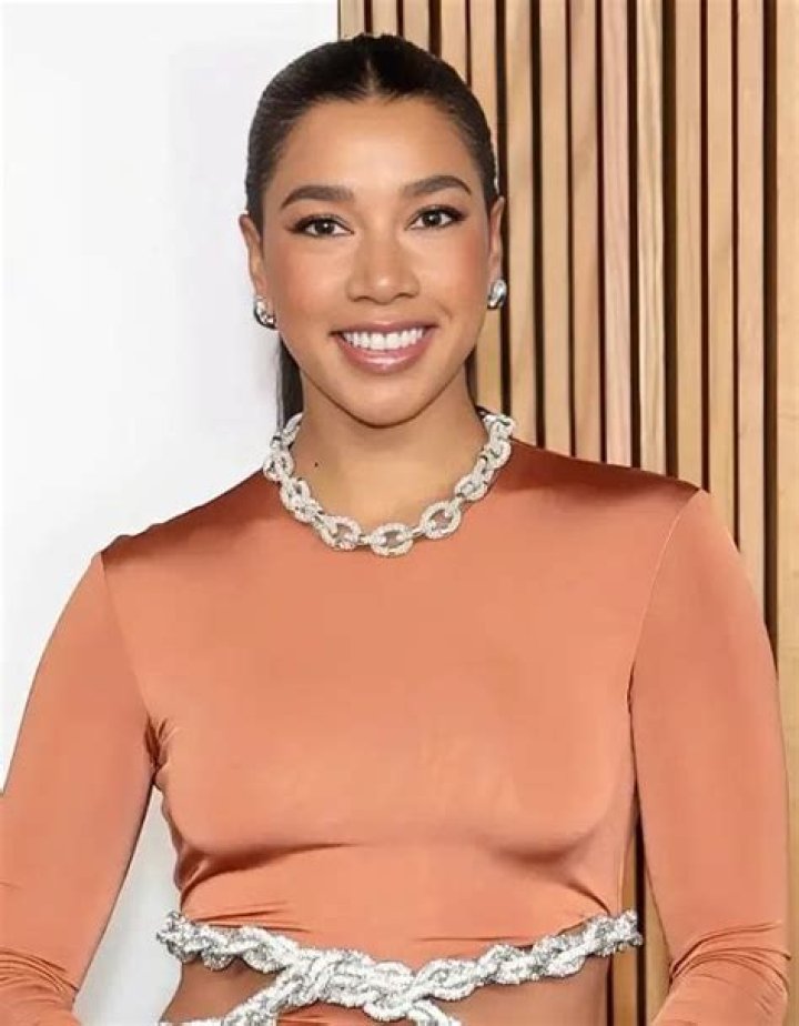 Sara Bronfman Height, Weight, Net Worth, Age, Birthday, Wikipedia, Who, Instagram, Biography