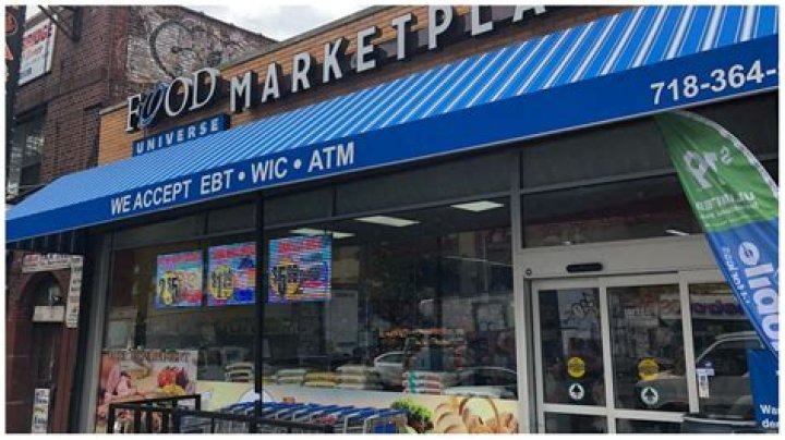 
Video shows Bronx Food Universe cashier Lisbel Rodriguez Luna pummeled by woman in brutal attack 