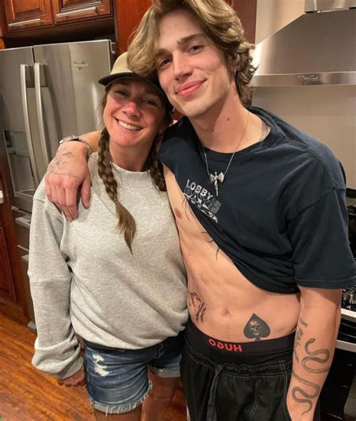 Vinnie Hacker Girlfriend: Is Vinnie Hacker single 2022? Is Vinnie Hacker In A Relationship?