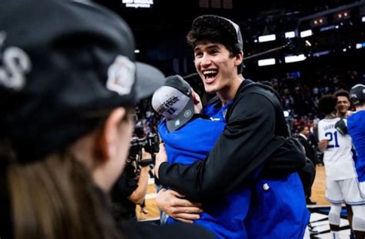 
Who Are Stanley Borden Parents? Meet The Basketball Center For Duke Blue Devils 