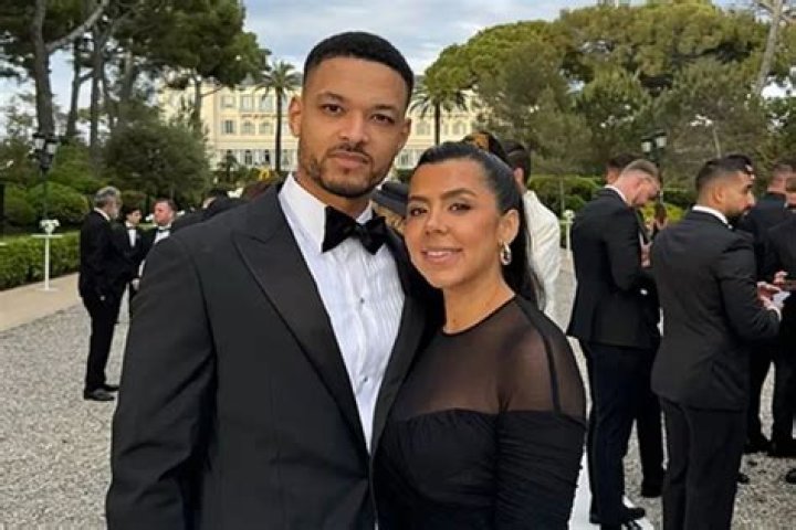 Who Is Stephen Bartlett Partner Or Girlfriend? More To Know About His Net Worth And Book Details